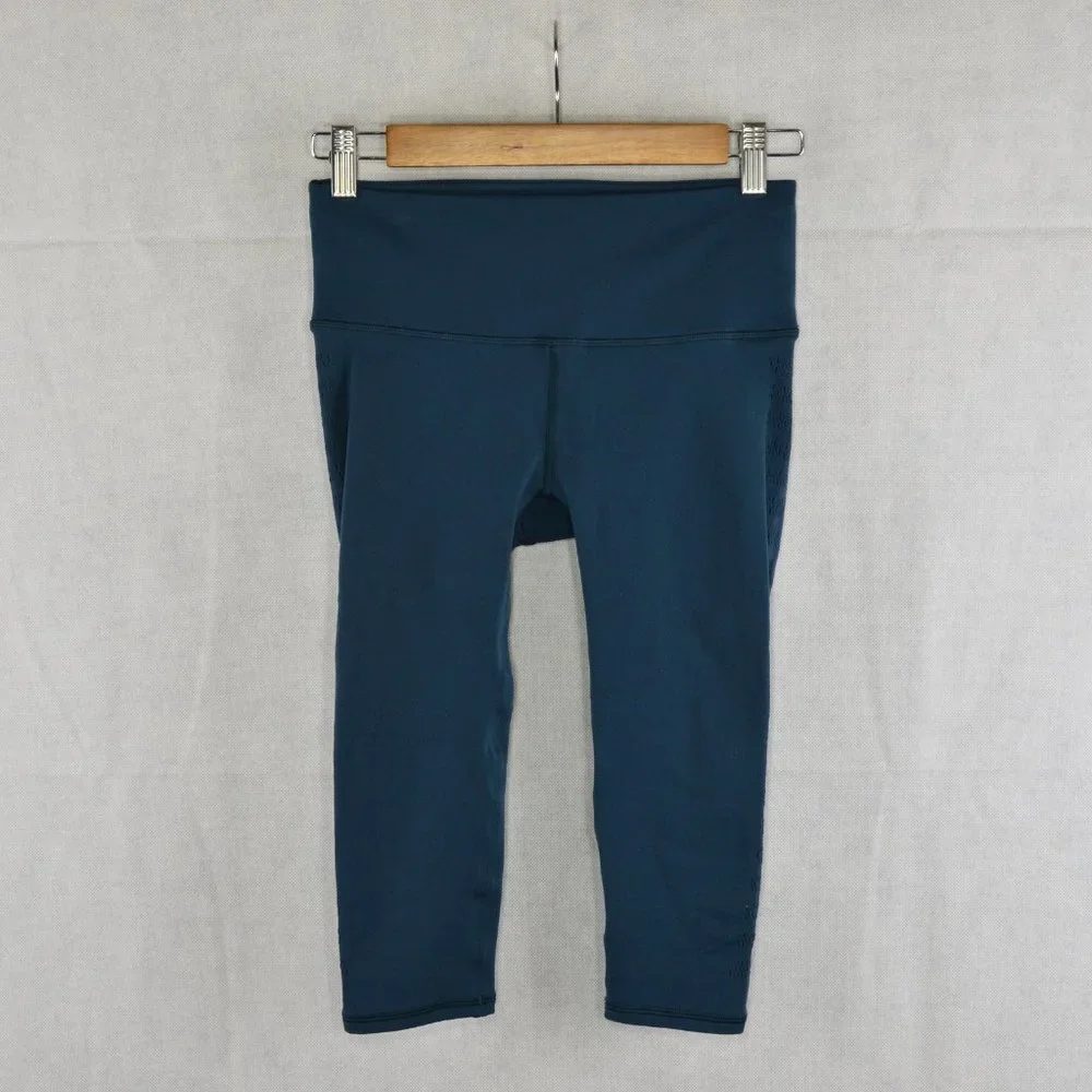 lululemon athletica play it